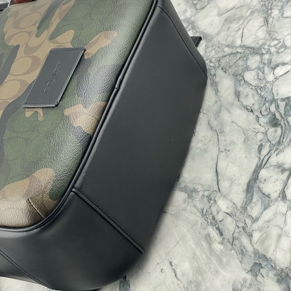 NWT $450 Coach Men’s H2121-C6683 Signature Camouflage - Picture 9 of 14